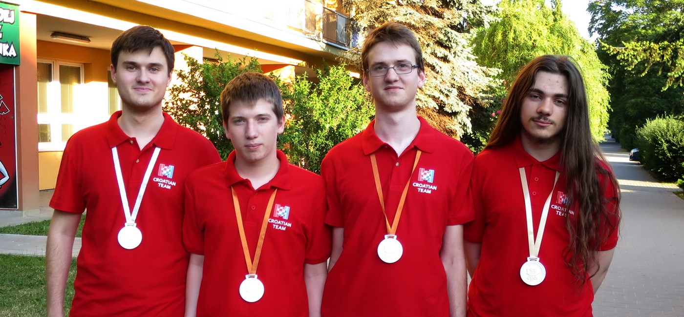 Predsjednik Vlade Milanović čestitao mladim hrvatskim informatičarima